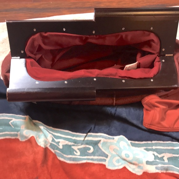 Beach 🏝 Bundle Abercrombie, American Eagle, Suede Top, Woden Handle Clutch… - Picture 11 of 13